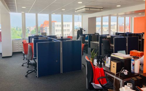 <img src="lokalizacja_katowice2.jpg" alt="simio polska katowice biuro" />