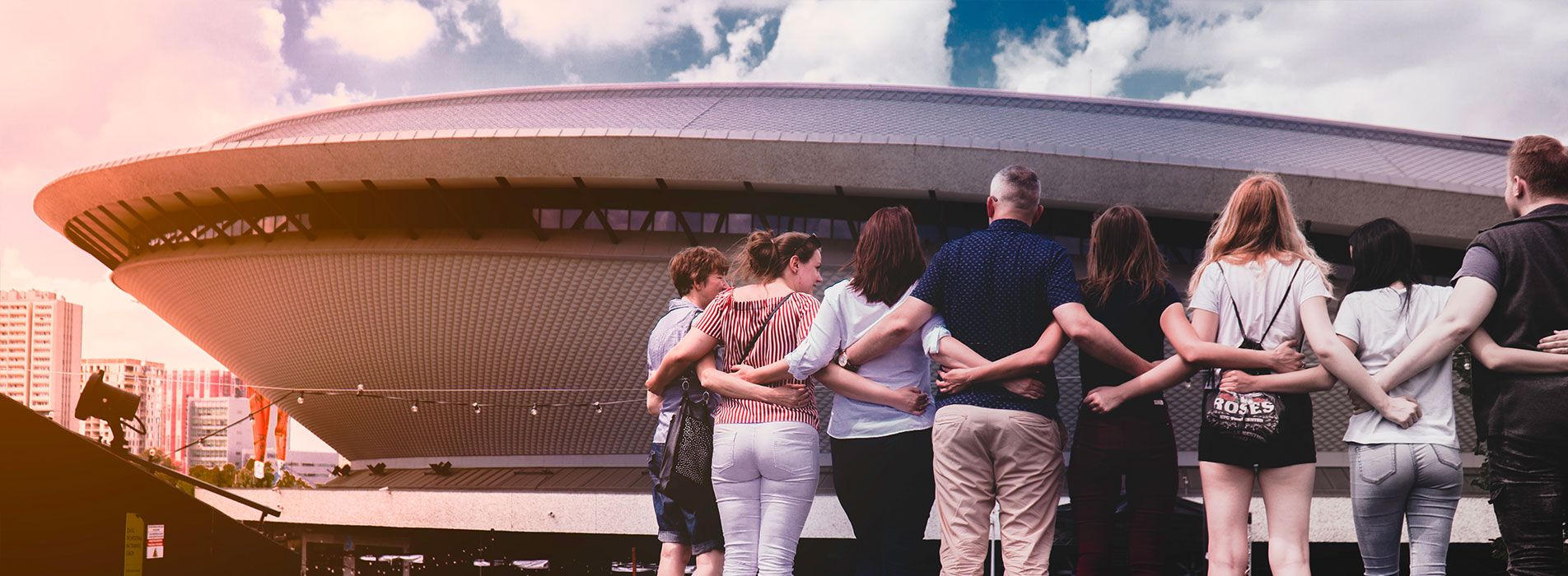 <img src="simio_20.jpg" alt="zespół pracowników call center simio polska" />